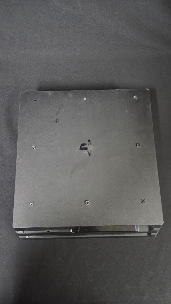 SONY PS4 – PRO 1TB- CUH-7015B – COMES W/CORDS AND CONTROLLER, SOFTWA (C57005711)