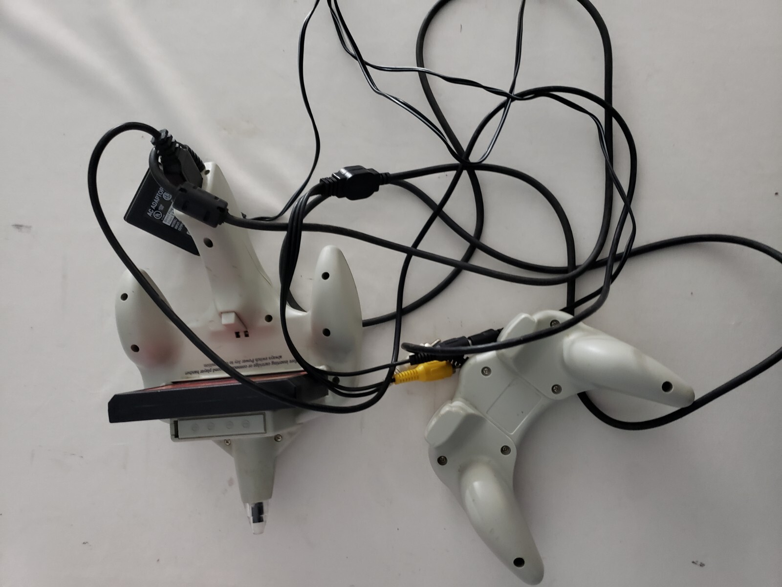 Power-Joy Game Plug & Play 2 Controllers Cartridge PJ-008 Ac Adapter Set TESTED
