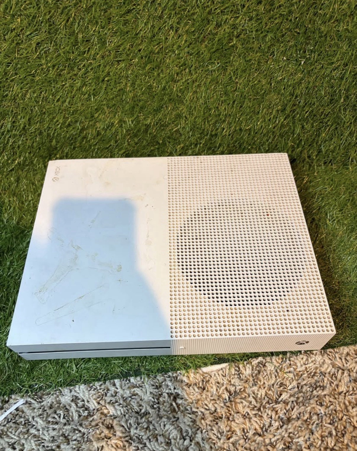Microsoft Xbox One S Minecraft Favorites Bundle 500GB Game Console – White