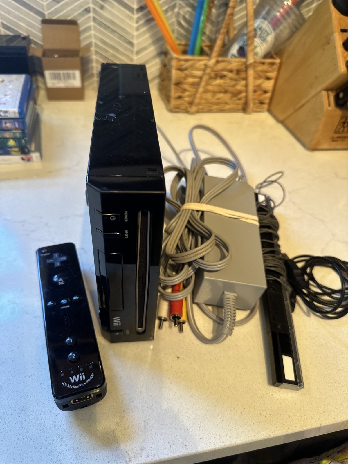 Nintendo Wii Console System, Black RVL-101 (USA) Console & Cords Tested Working