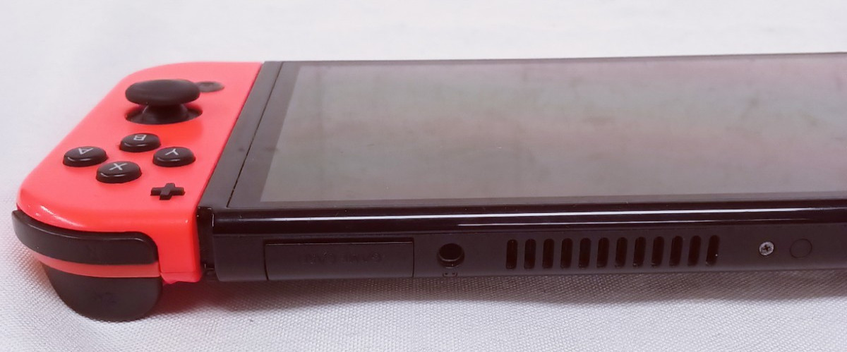 Nintendo Switch with Neon Blue and Neon Red Joy-Con (HEG-001)