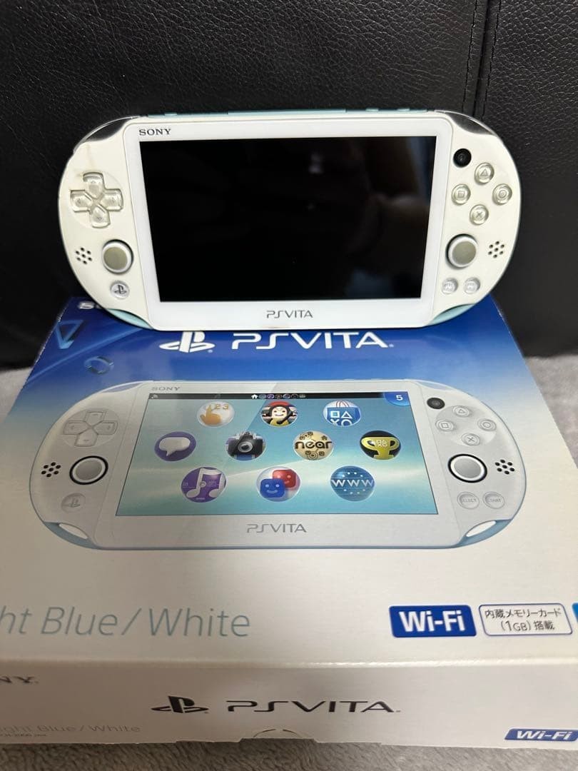 PS Vita Light Blue White PCH 2000 ZA14 Console CIB Tested