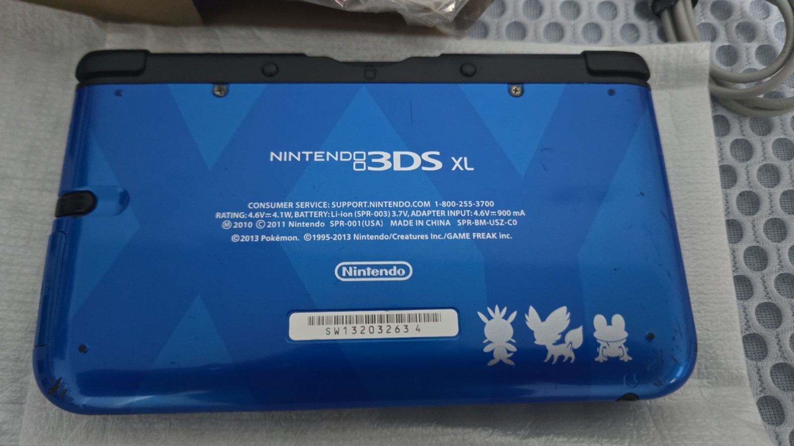 Nintendo 3DS XL Pokémon X/Y Limited Edition Bundle BOXED + 15 Games + 3DS Case
