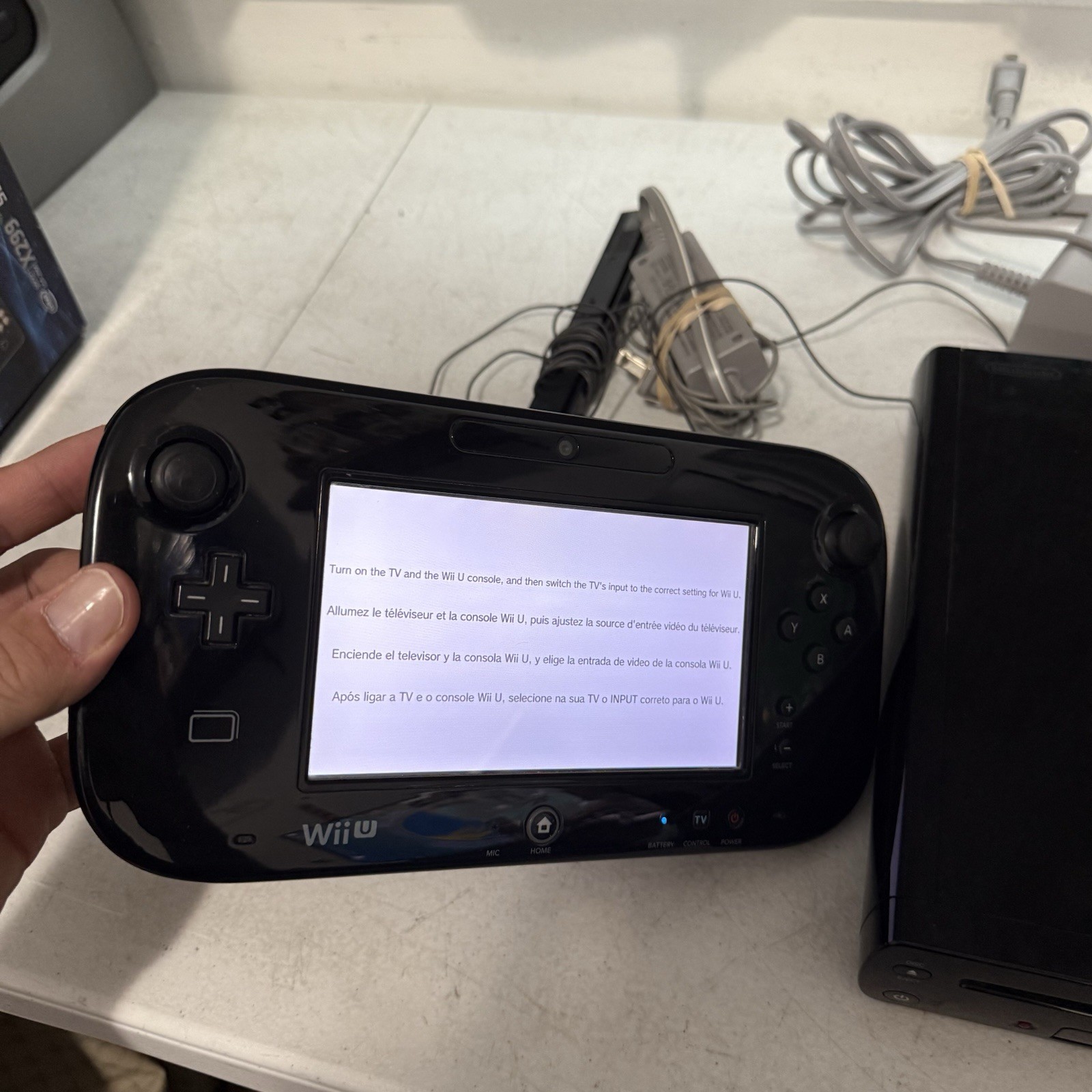 Nintendo Wii U 32GB Complete Console Bundle WUP-101(02) W Gamepad WUP-010 (USA)