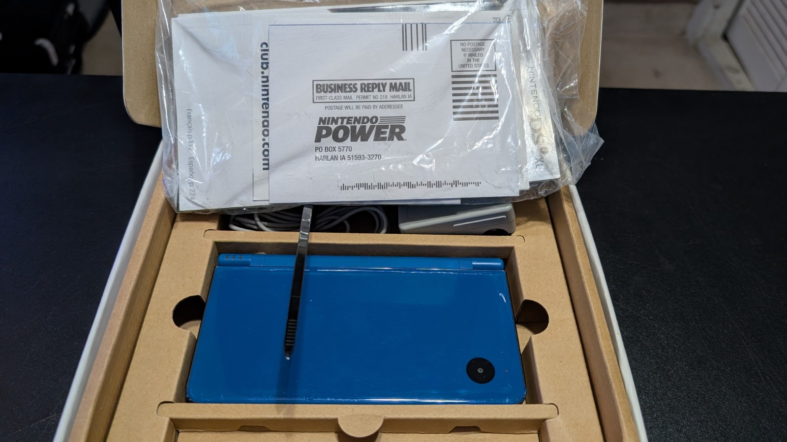 Nintendo DS XL Midnight blue (almost CIB) ( read description) ( no stylus)