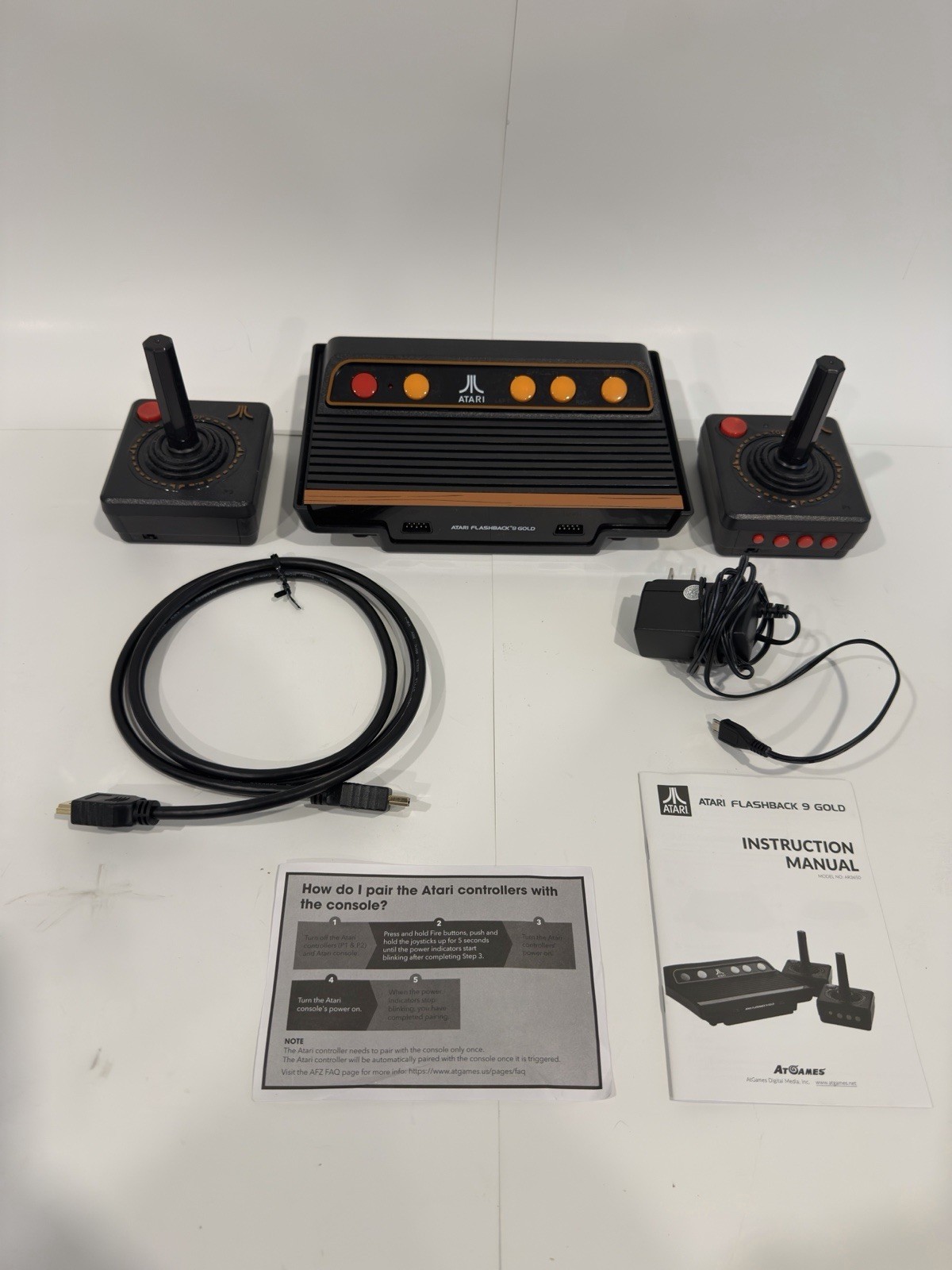Atari Flashback 9 Gold HD Console 120 Built-in Games & Controllers -Preowned
