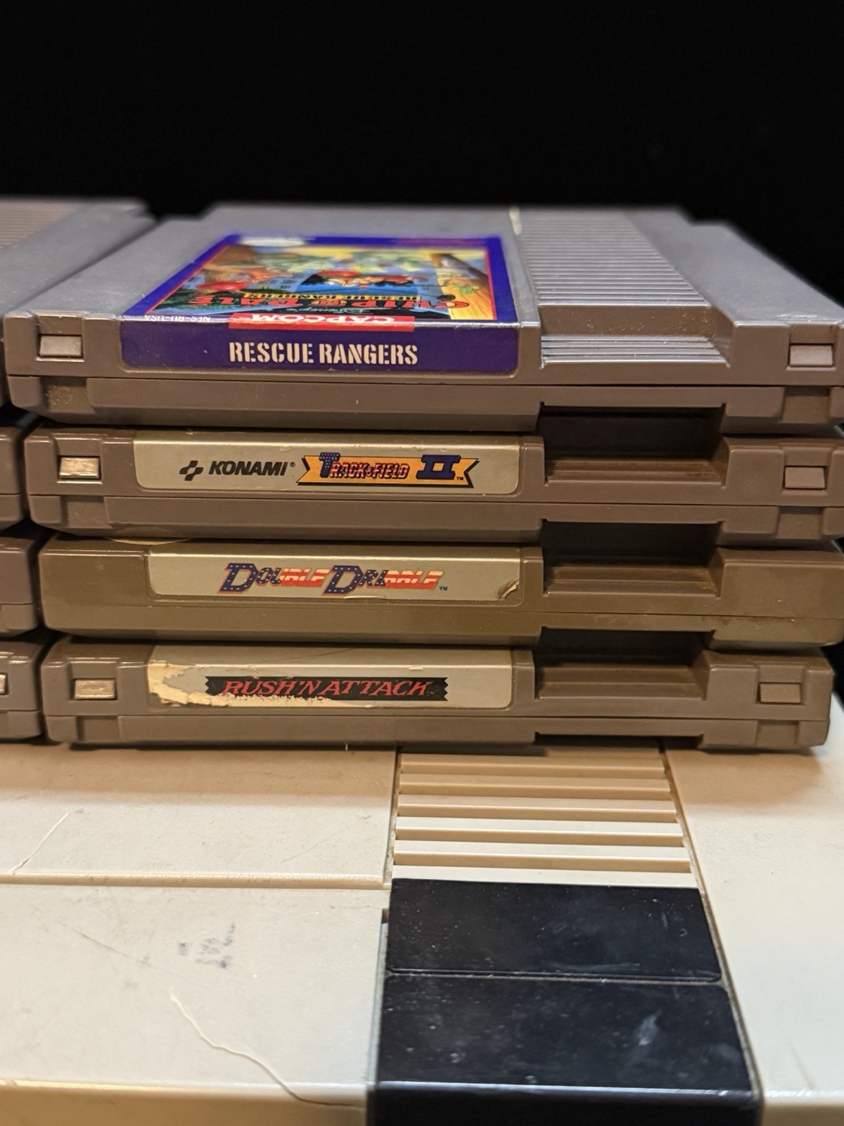 Nintendo NES Console Lot + 8 Games Rescue Rangers Rush’N Attack RoboCop Tested