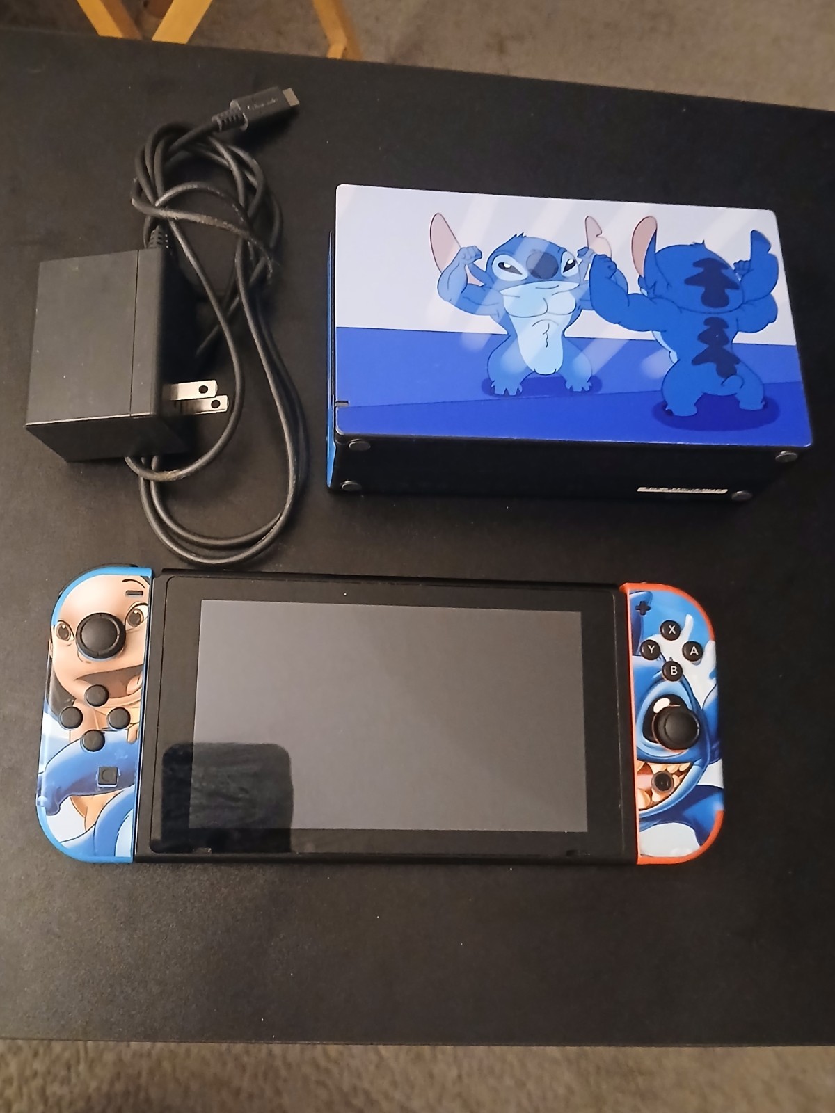 Nintendo Switch 32GB Handheld Console – Neon Red/Neon Blue NO HDMI CORD.
