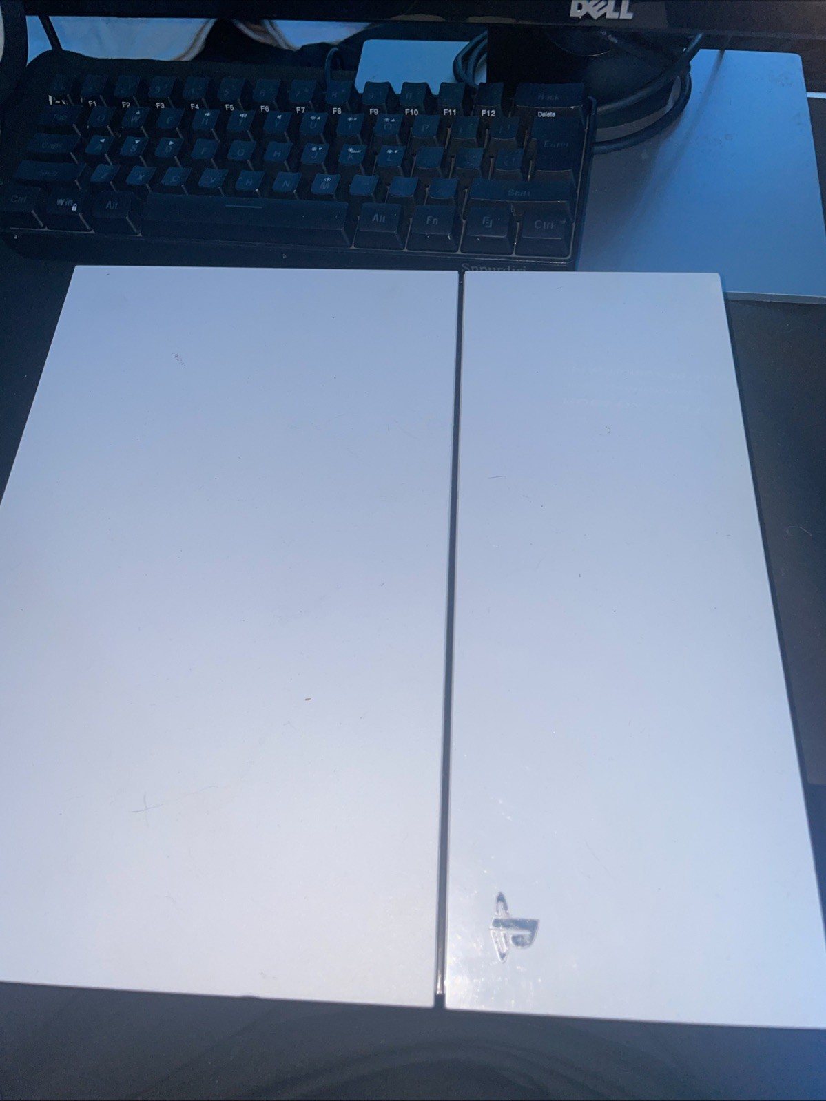 PS4 launch console