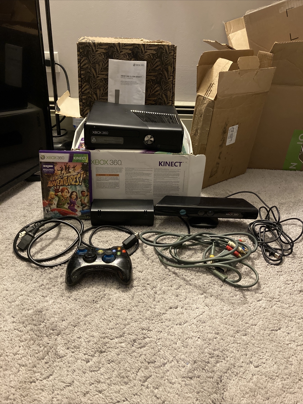 Microsoft Xbox 360 S 4GB Kinect Bundle (1439/1414) In Box With Game Tested