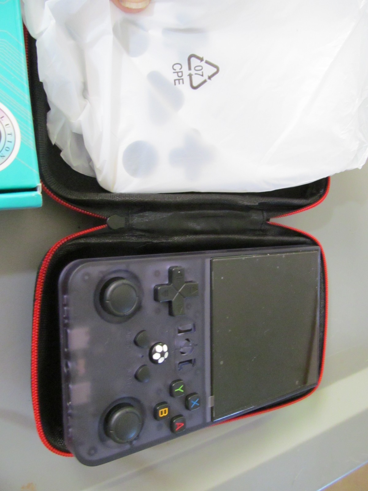 R36Pro MAX Retro Handheld Video Game Console IPS Screen BLACK w/ Carrying Case