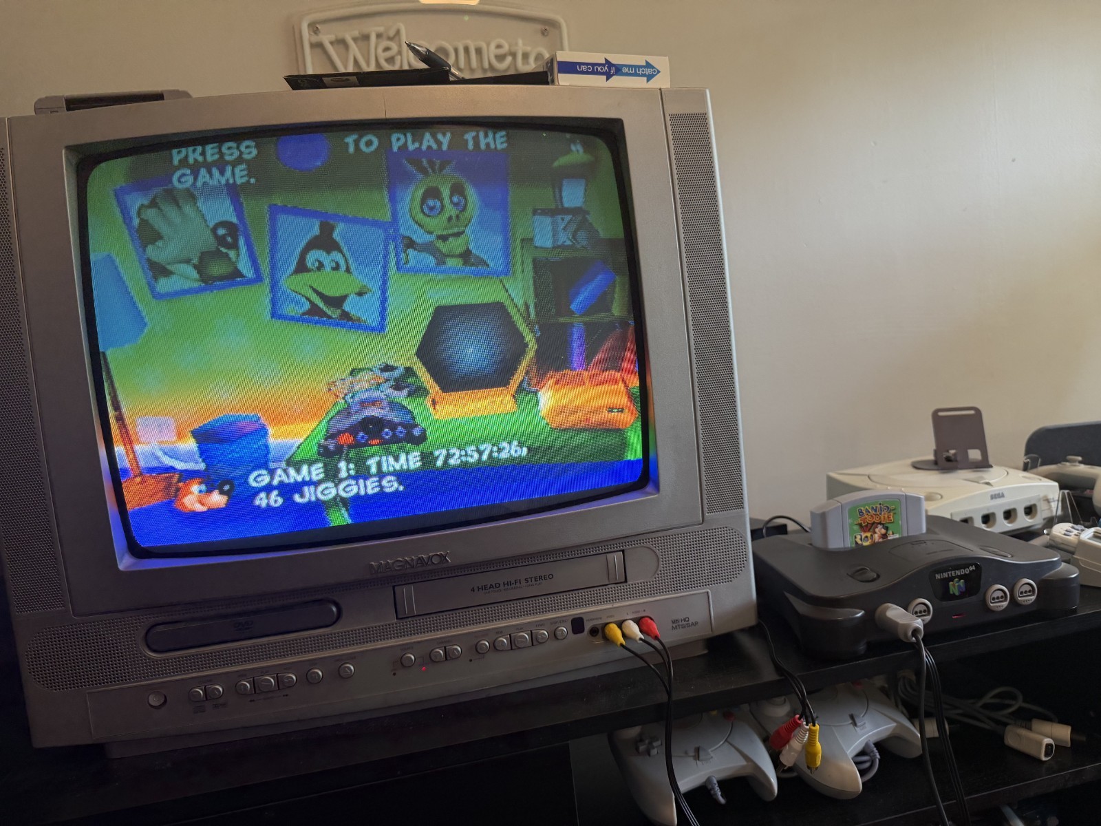 Nintendo 64 System 32MB Home Console – Charcoal Gray