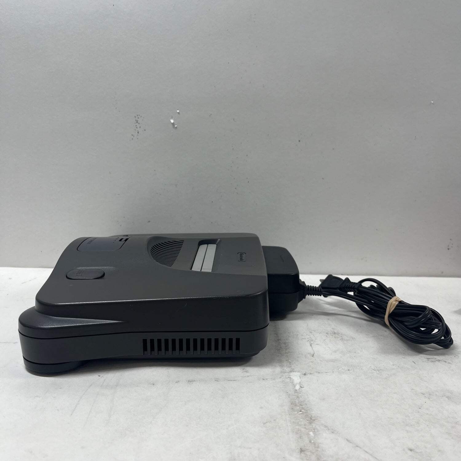 Nintendo 64 N64 Console Gaming System NUS-001 Gray