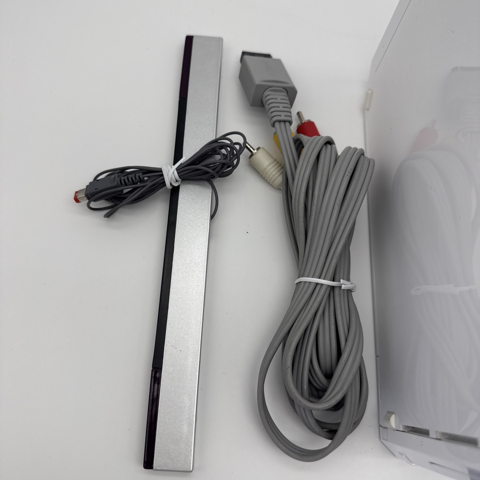 Nintendo Wii Console White RVL-001 Gamecube Compatible- Tested & Working