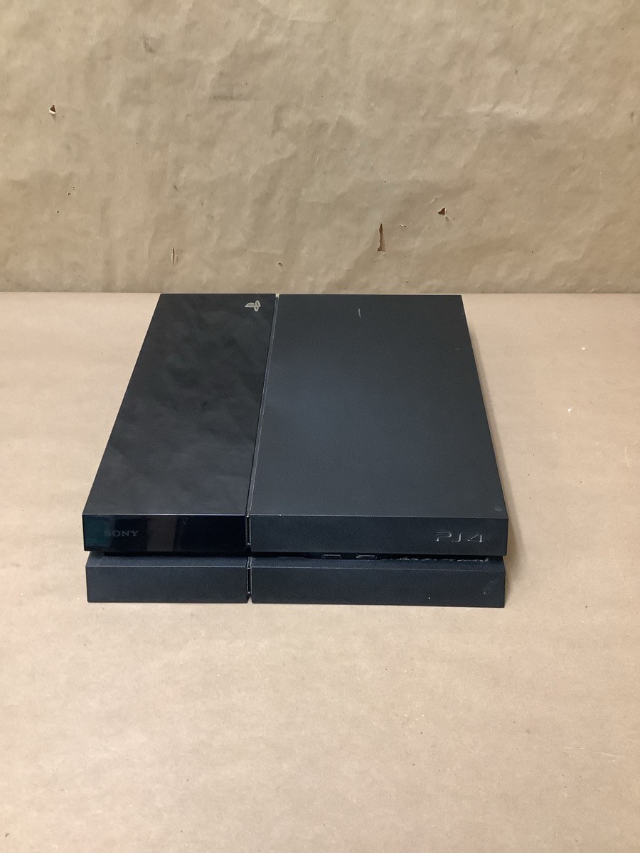 SYSTEM PS4 GAMES SONY CUH-1001A, #MB012747719; 500GB (196838-1)