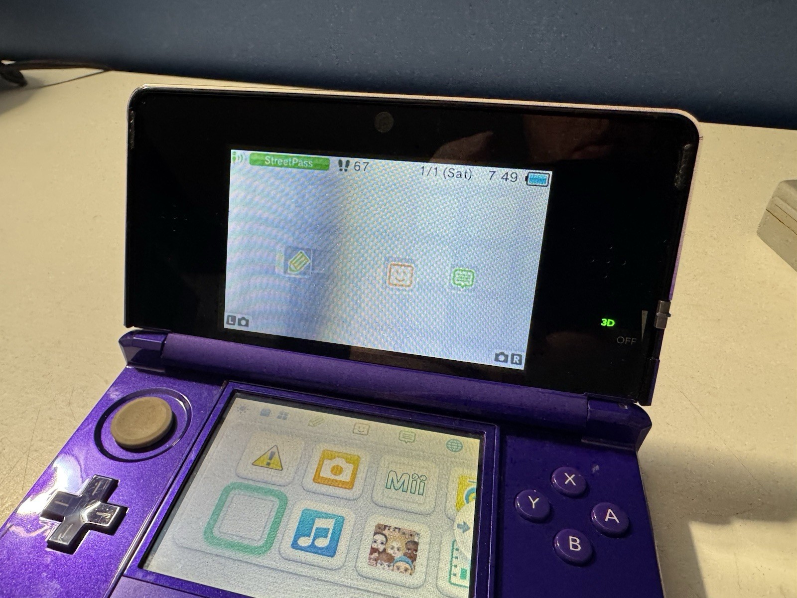 READ Nintendo 3DS Midnight Purple Handheld Game System- Works, No Stylus READ