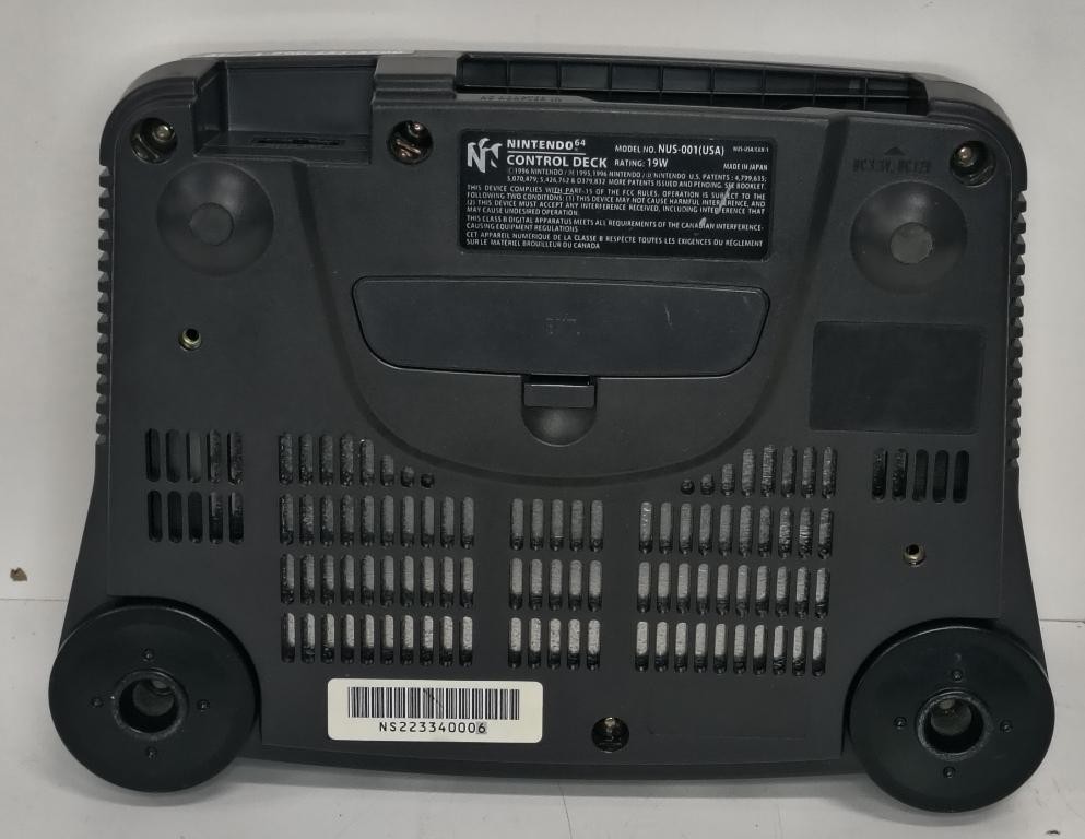 NINTENDO 64 GREY W/1MOTE (P14027412)