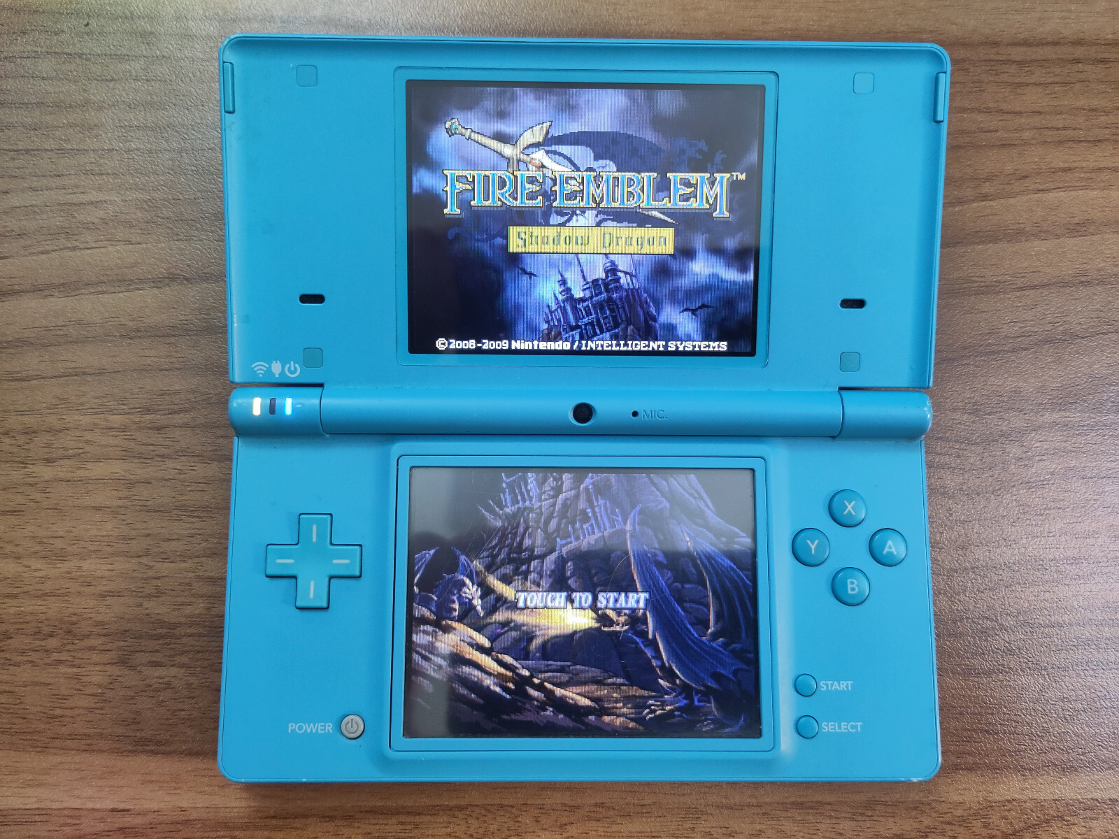 Nintendo DSi Handheld Game Console with Stylus, Charger. TESTED/WORKING