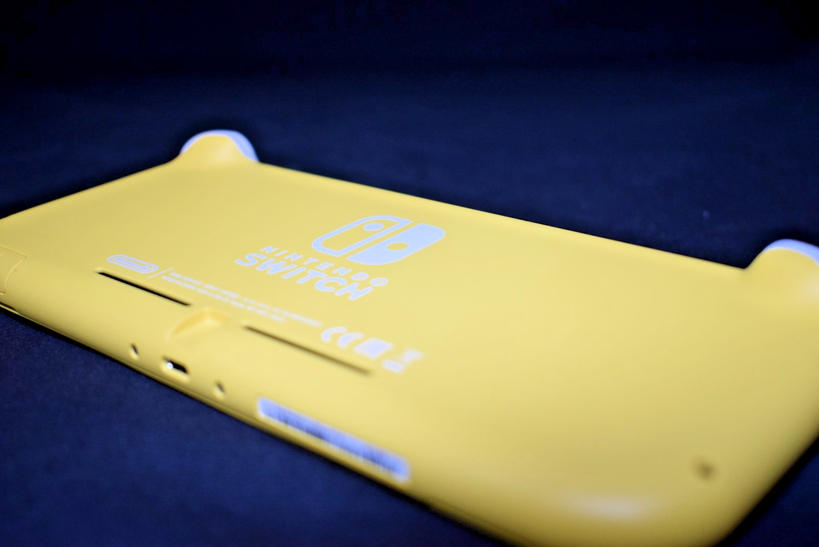 Nintendo Switch Lite Yellow Handheld Console S Rank With a charger included JPN