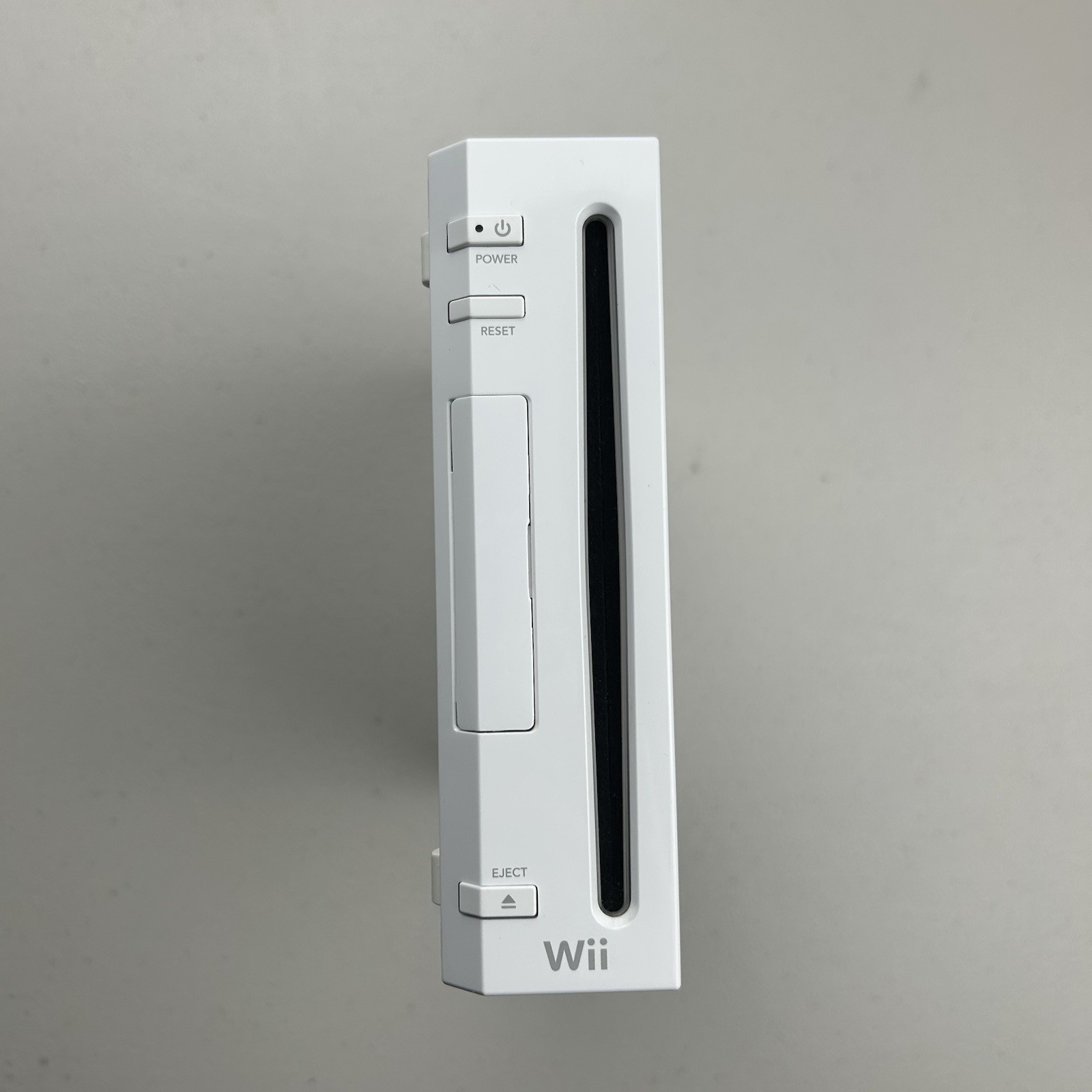 Nintendo Wii Bundle Controllers, Cases,Modern Warfare 3, Zapper Guns,Cables READ