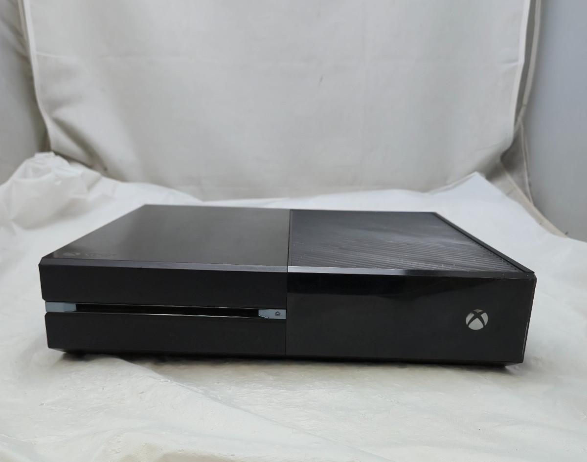Microsoft Xbox One : Black : Console-only : 1540 : Tested & Works