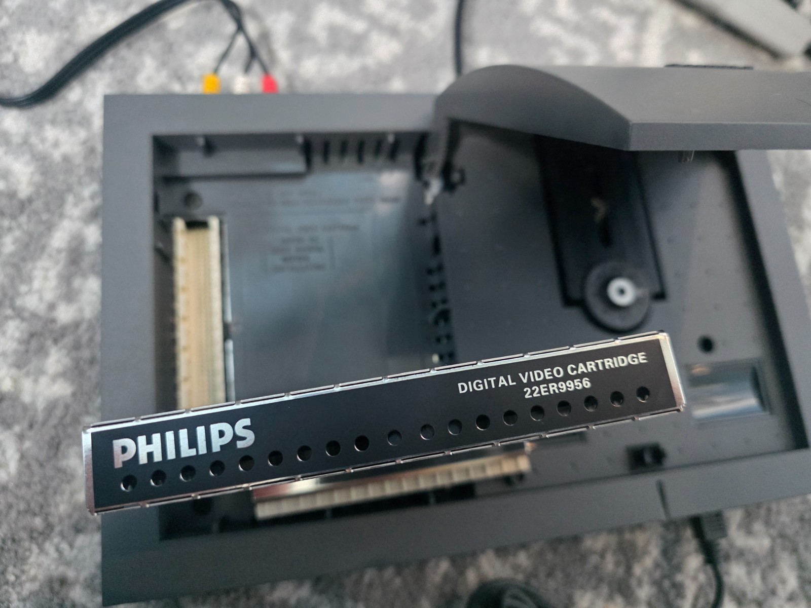 Philips 450 Model CDI (PAL) + Digital Video Cartridge + Space Ace