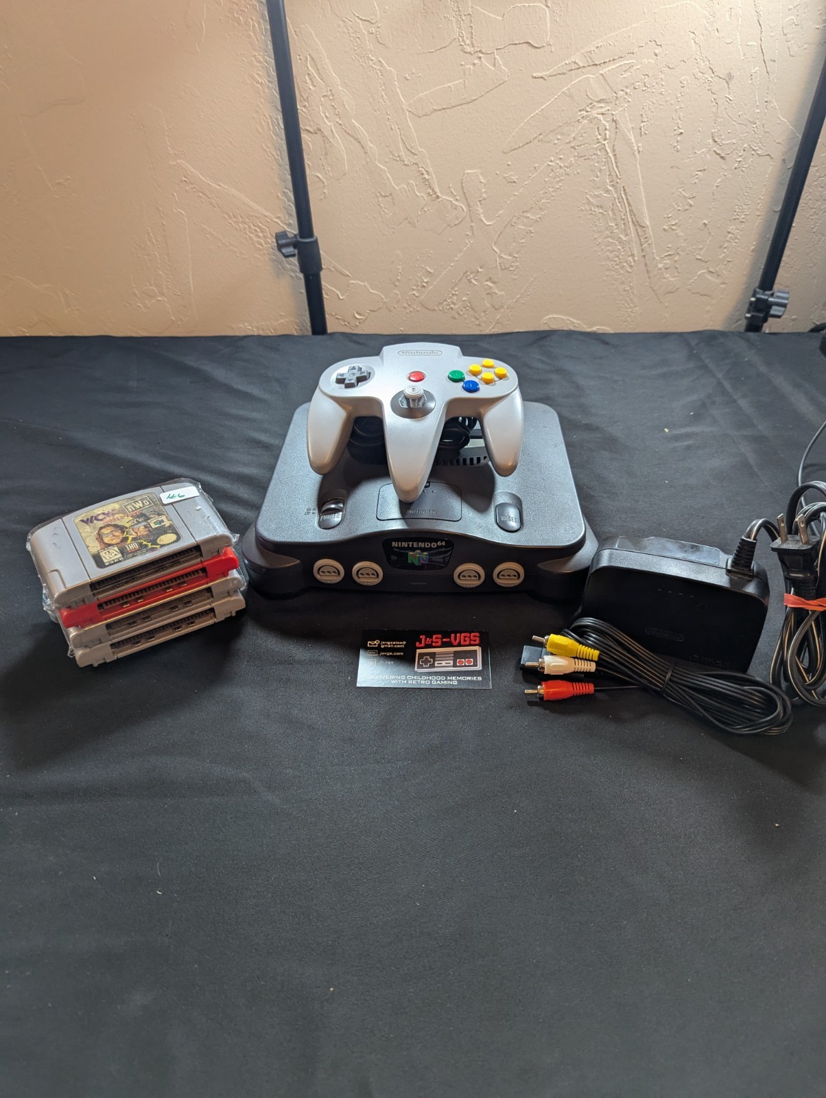 Nintendo 64 Console Bundle w/ 4 Games + 1 Controller & All Cables – Tested OEM
