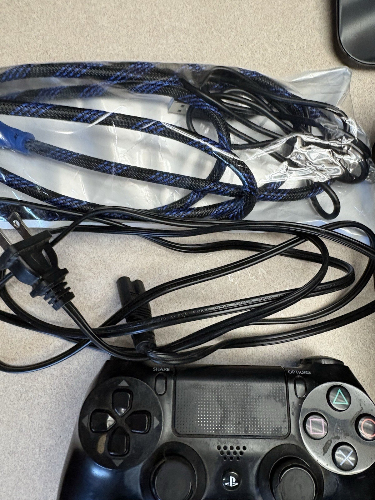 Sony PlayStation 4 PS4 500GB Console CUH-1001A Controller, Power Cable,ext.drive