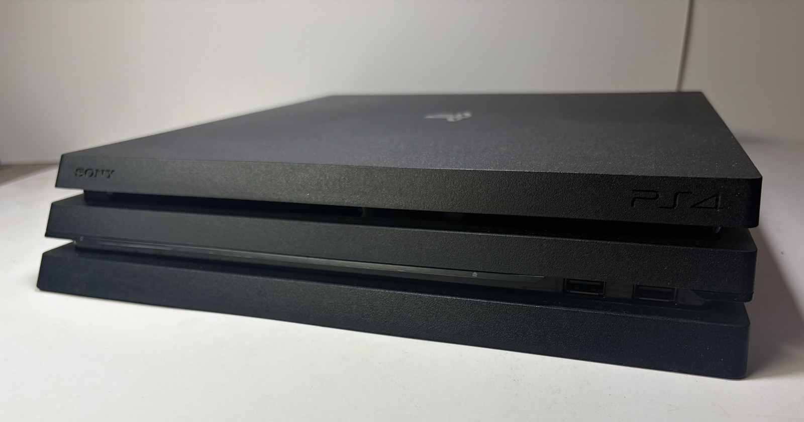 Sony PlayStation 4 Pro PS4 1TB Home Gaming Console Tested Working – Controller