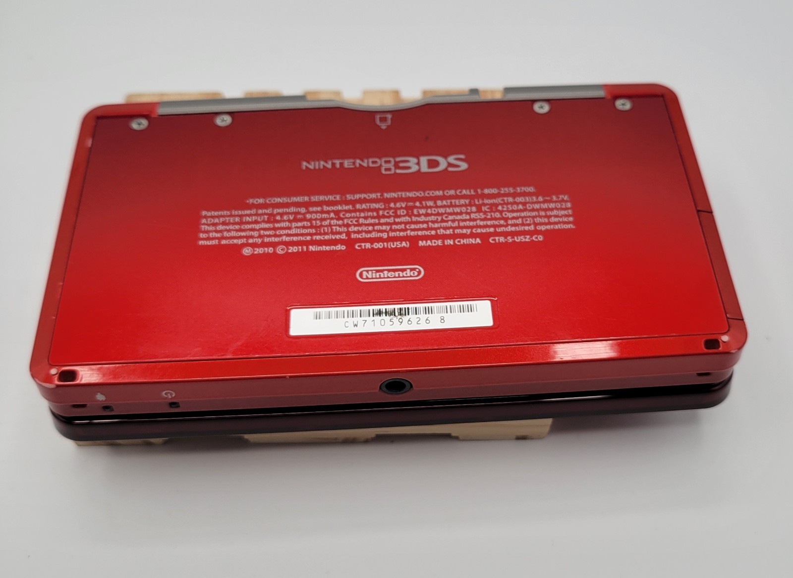 Nintendo 3DS Red Bundle with (10) Games Charger Tested Mario Pokemon Yoshi