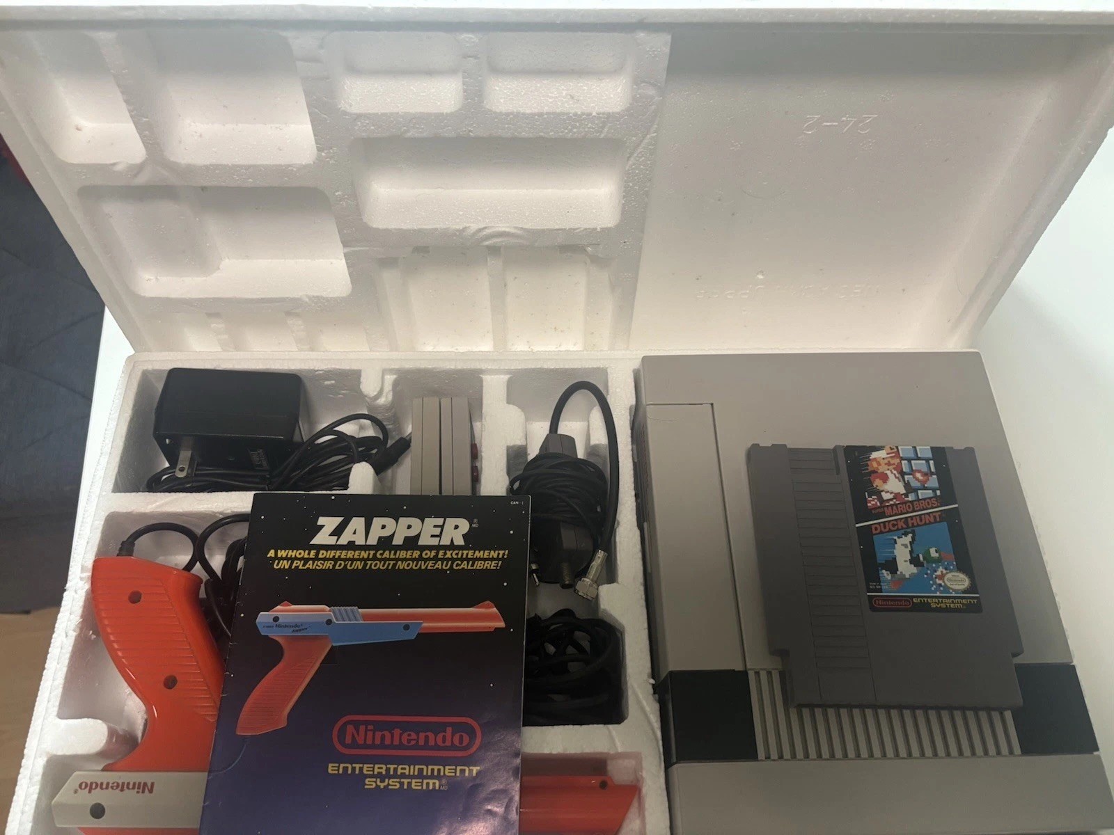 Nintendo NES Action Set Console In Box w. Styrofoam & Inserts