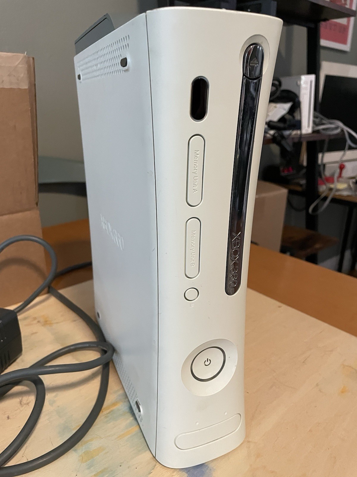 Xbox 360 Pro Launch Edition 60GB White Console Power Chord Gears of War Diablo3