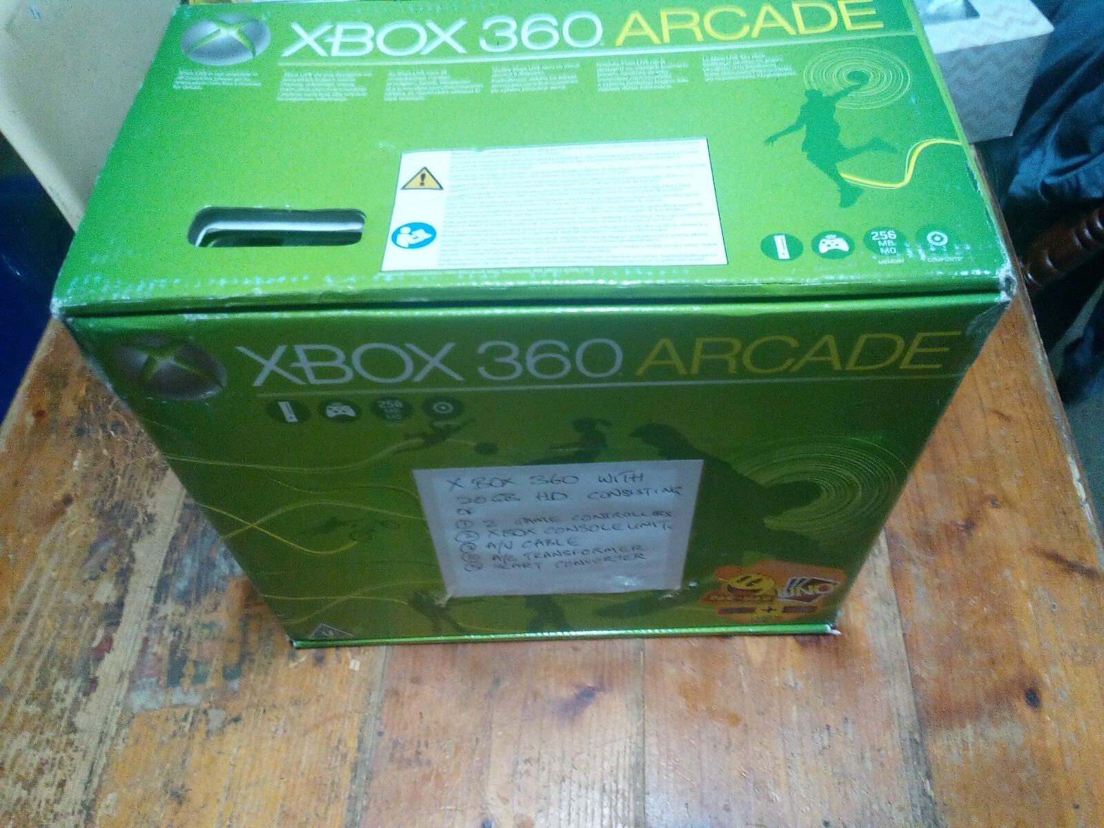 Microsoft Xbox 360 Arcade Matte White 256 MB Console 2 controllers in box