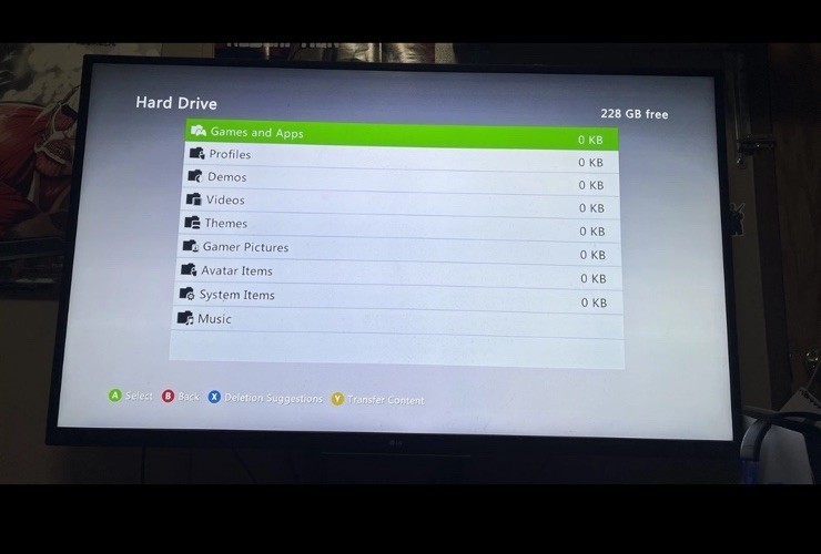 Microsoft Xbox 360 E 250GB Console Bundle 3 Controllers 10 Games COD, RDR