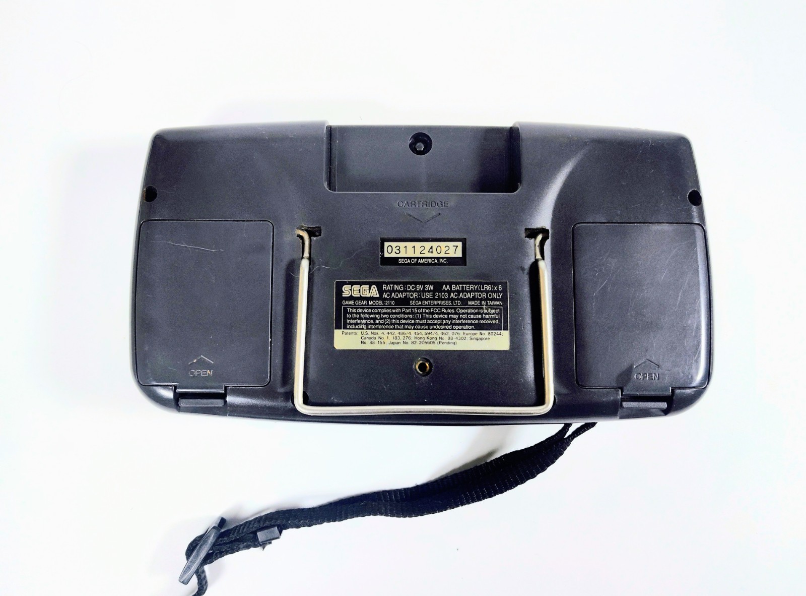 Sega Game Gear – Turns On No Picture- For Parts or Repair – Read