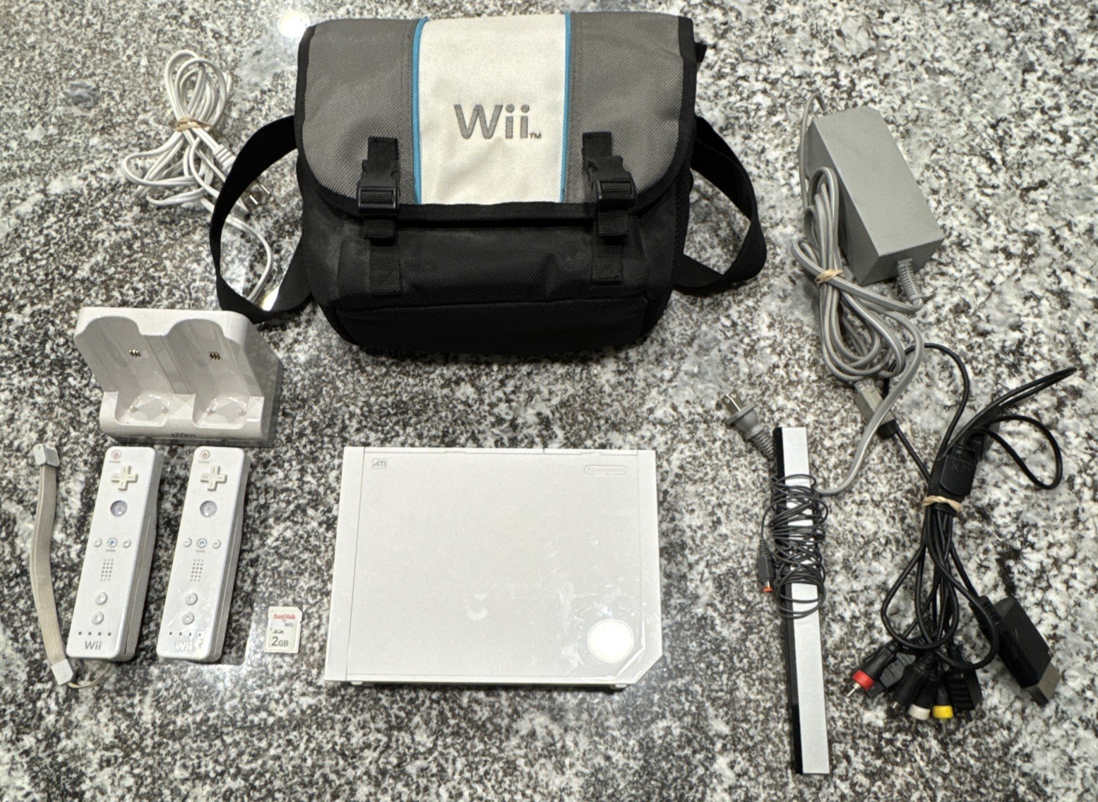 Nintendo Wii Console White RVL-001 Tested Working W/ 2 Remotes, Cables, Case, SD