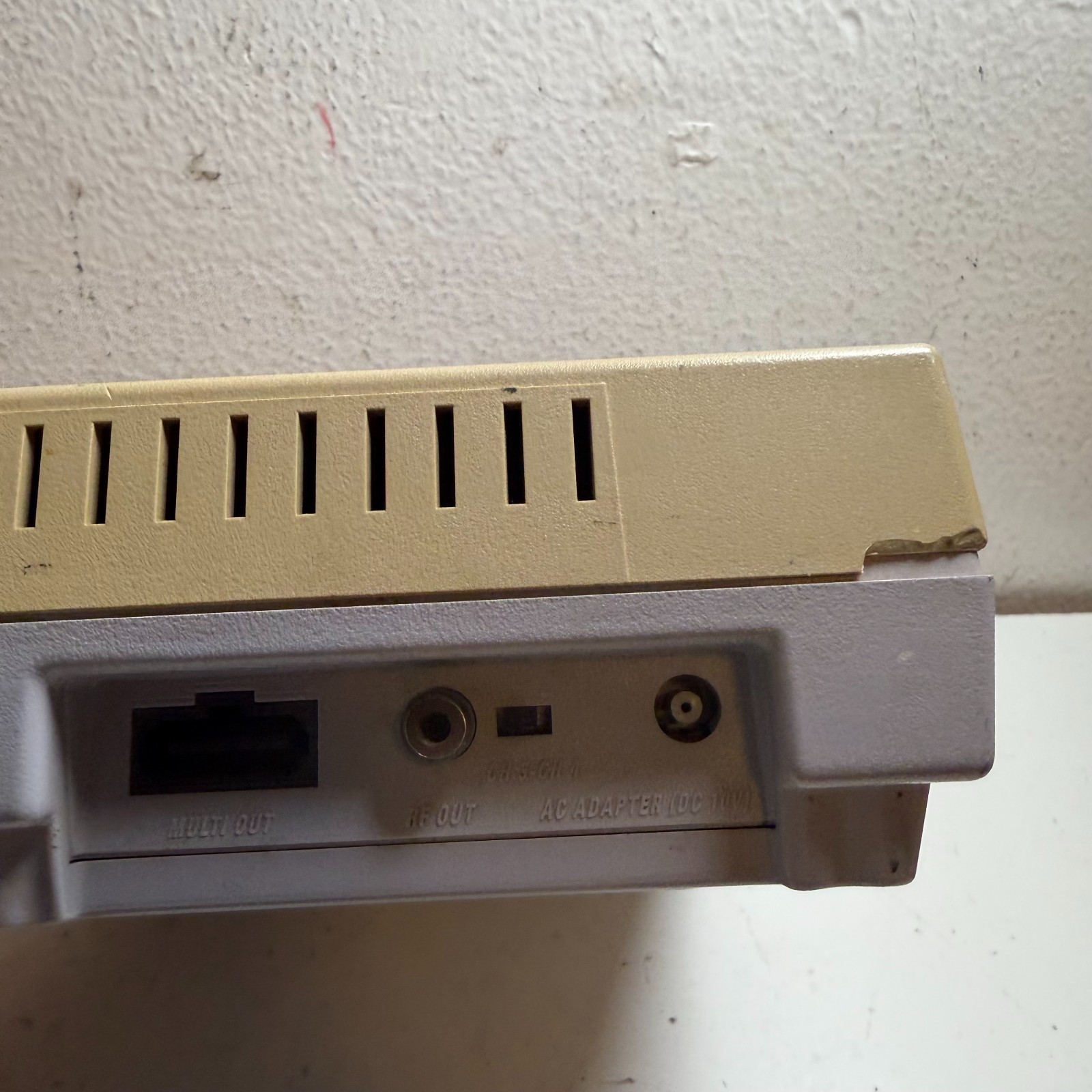 Super Nintendo SNES SNS-001 Beige 16-Bit Video Gaming Console – For Parts