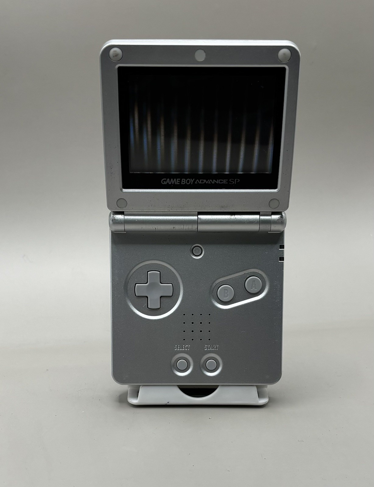 Nintendo Game Boy Advance SP – Silver (G27) READ DESCRIPTION