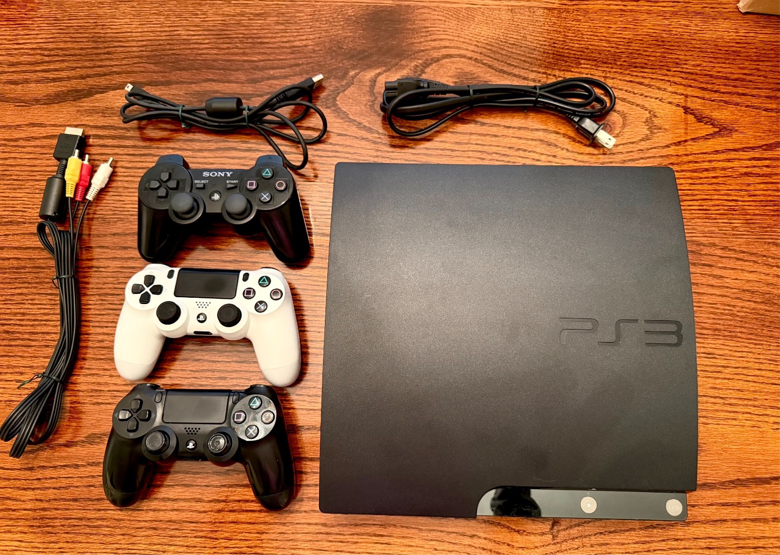 PARTS ONLY Sony PlayStation 3 CECH-2001A 120GB & THREE Controllers and cords!