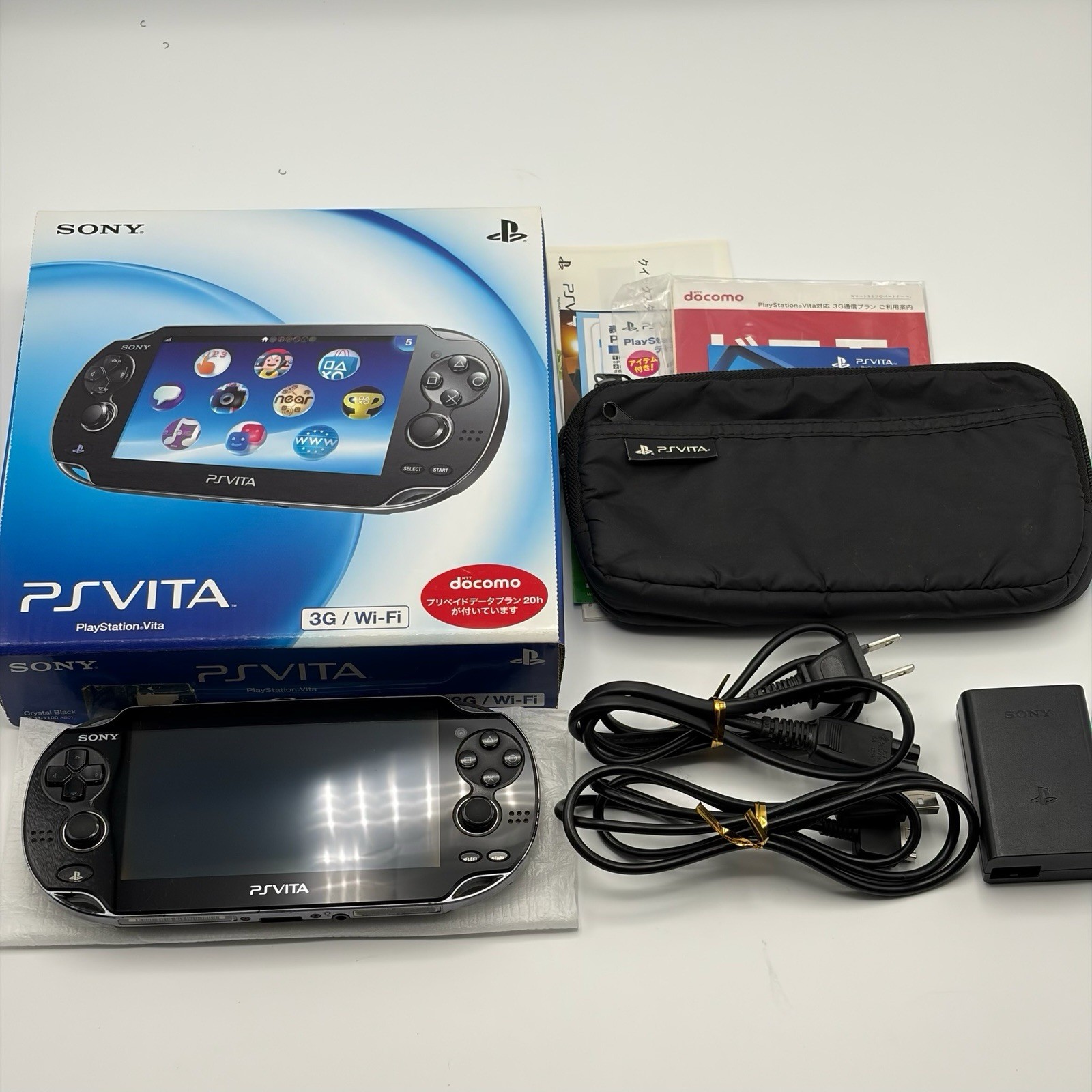 SONY PS Vita PCH-1000/1100 Console Black in Box