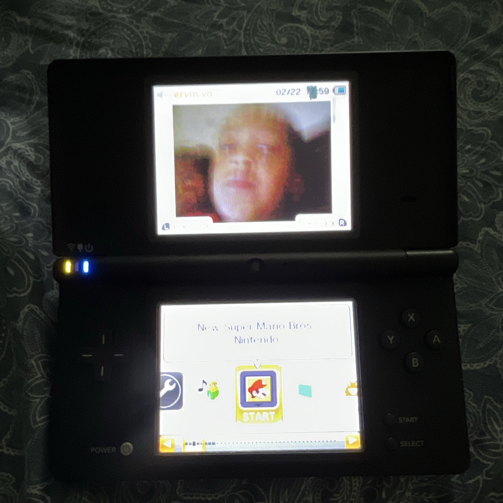 Nintendo DSi Pokémon Black Edition Handheld Console Black NTSC-U/C 256MB Camera