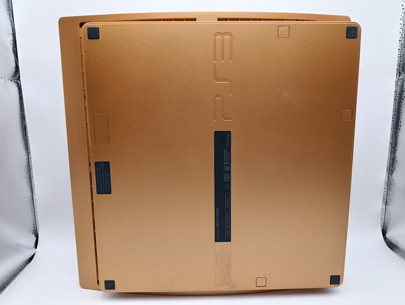 Sony PlayStation 3 PS3 One Piece GOLD LIMITED Edition CECH-3000B 320GB Console