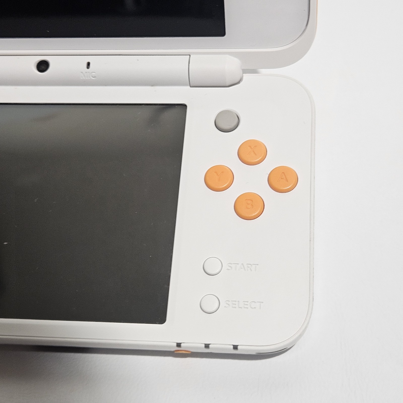 Nintendo 2DS XL Console System White/Orange Clean Tested With Charger