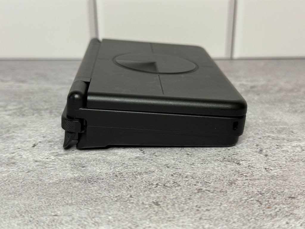 Retroid Pocket Flip 2 SD865 128GB US – Retro Gaming Android Black Handheld