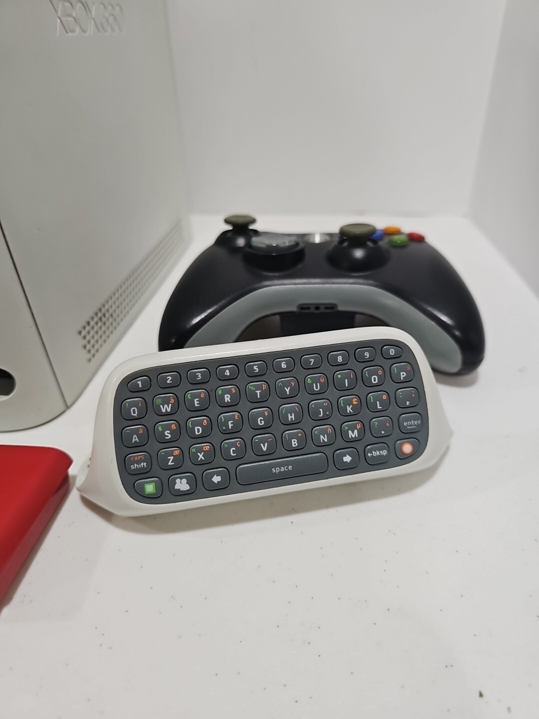 Microsoft Xbox 360 Pro 20GB Console – Matte White- NOT WORKING PARTS ONLY