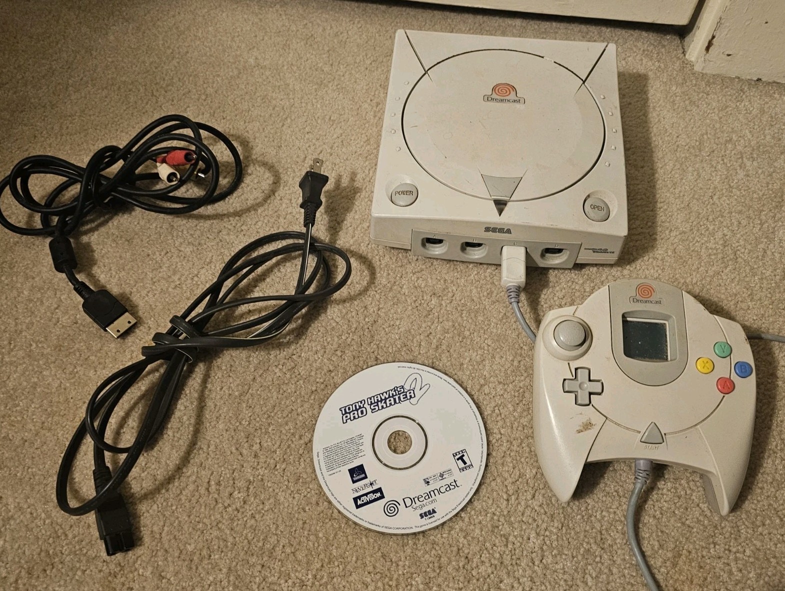 SEGA Dreamcast Console HKT-3020 with Controller, Cords, & Tony Hawk Game