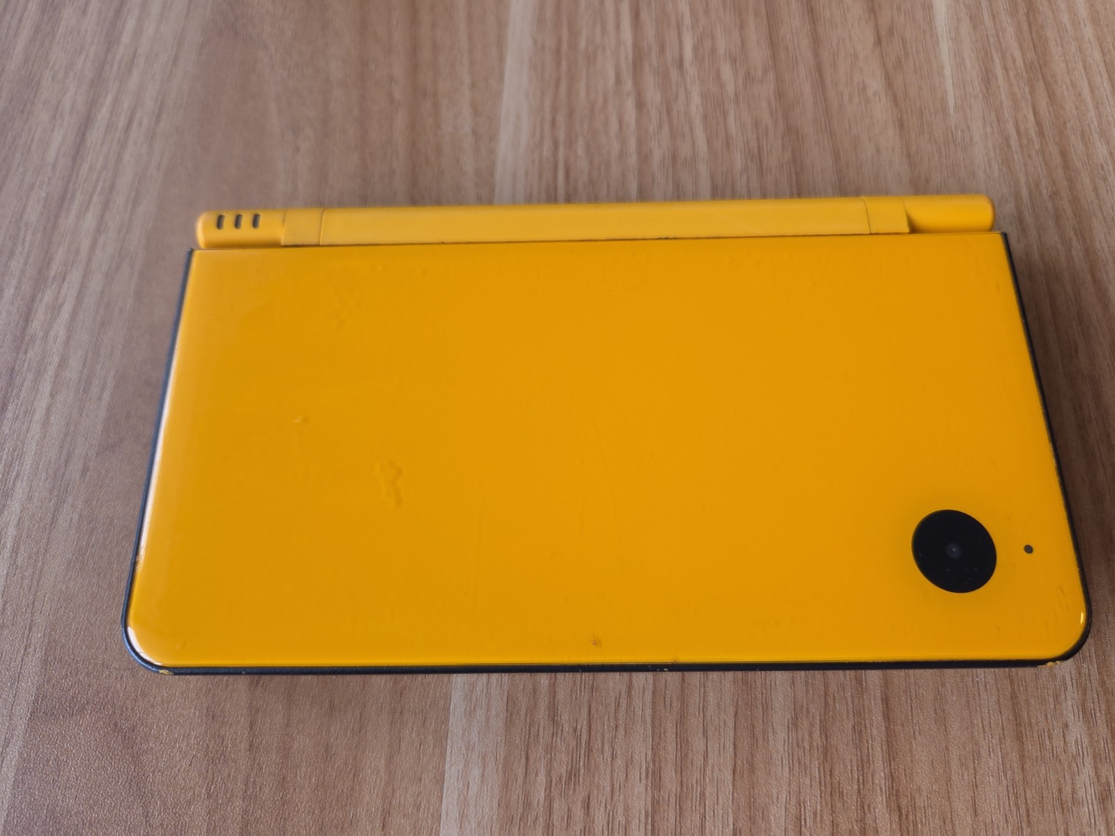 Nintendo DSi LL XL Yellow Console Japan W/charger US SELLER