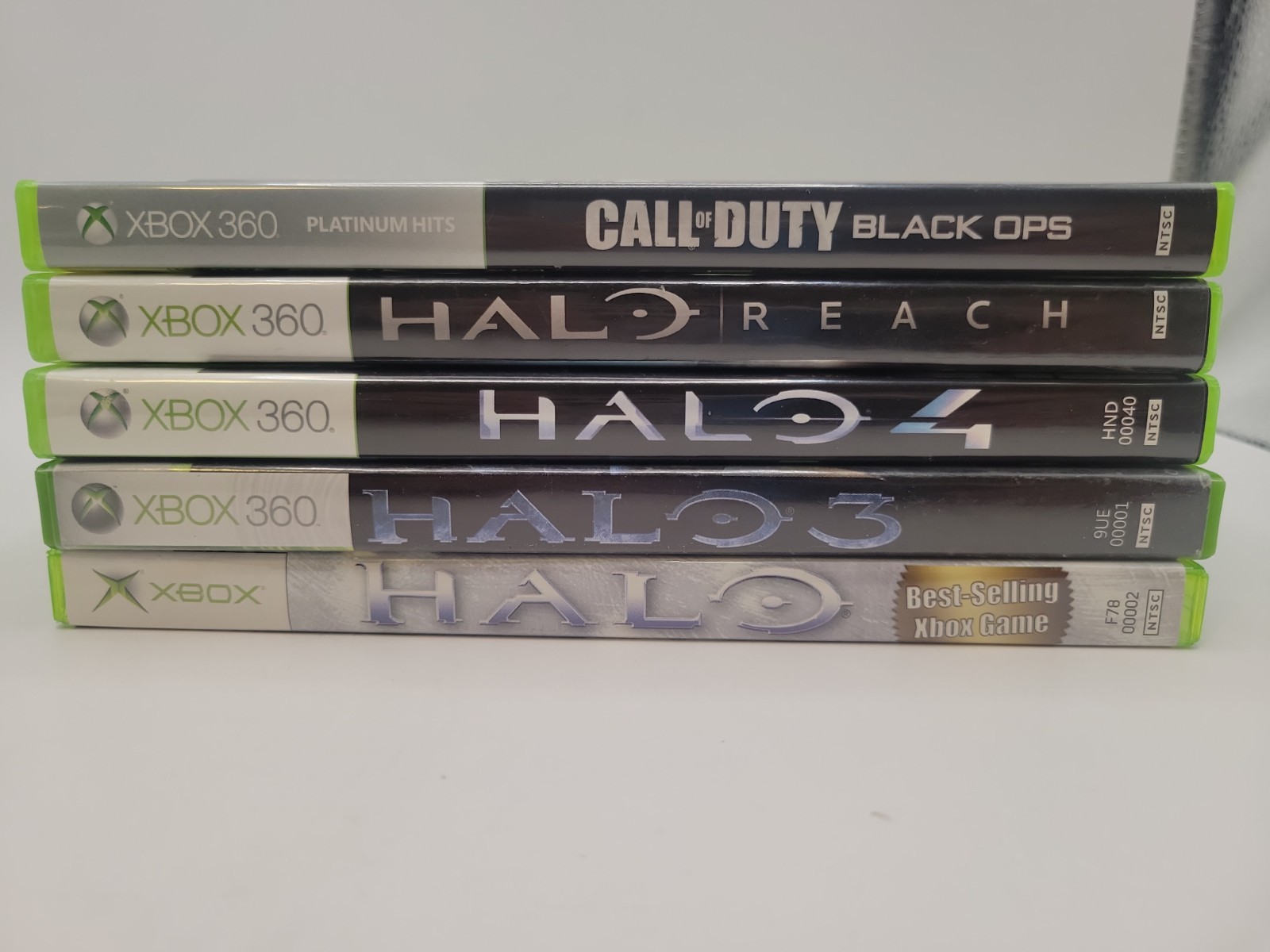 Microsoft Xbox 360 S Halo: Reach Limited Edition Silver Console + 2 Controllers