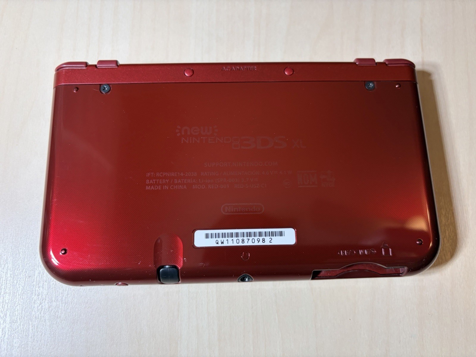New Nintendo 3DS XL Red Handheld Console In Box – Near Mint