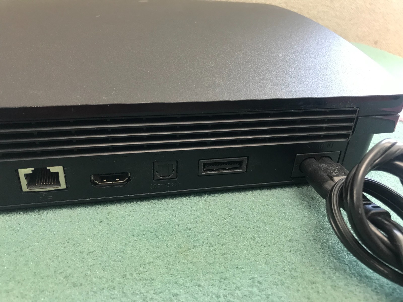 Sony PlayStation 3 PS3 160GB Console CECH-2501A w/ Sniper 2 Game *Read* – O492